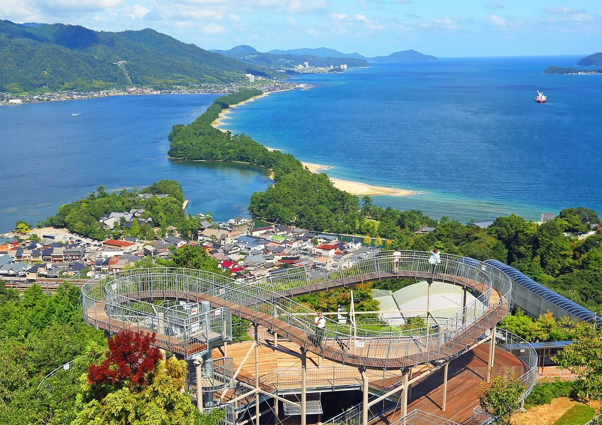Amanohashidate View Land