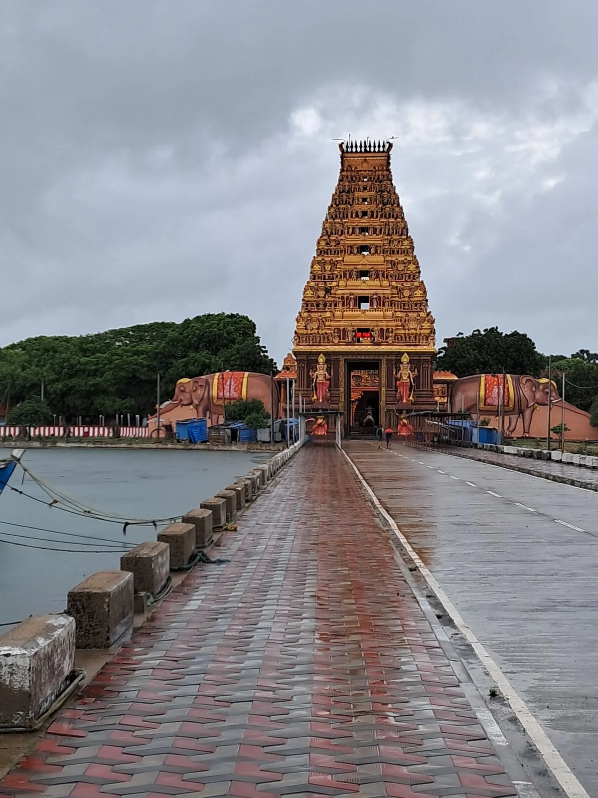 Nagapoosani Amman Kovil