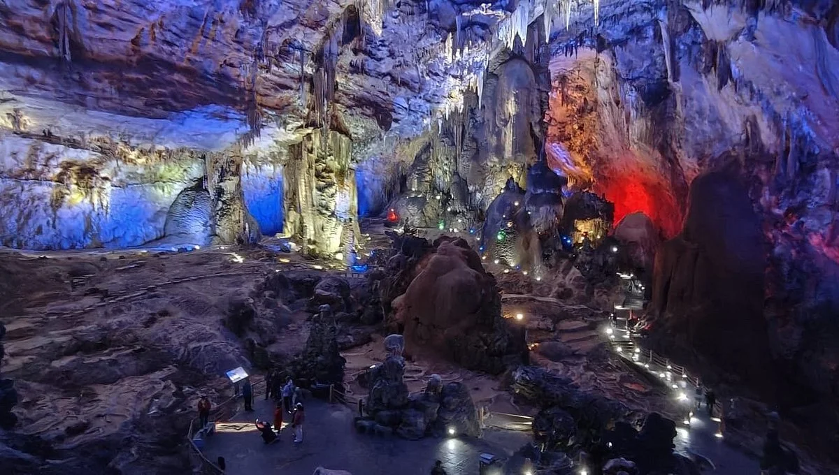 Zhijin Cave of Guizhou
