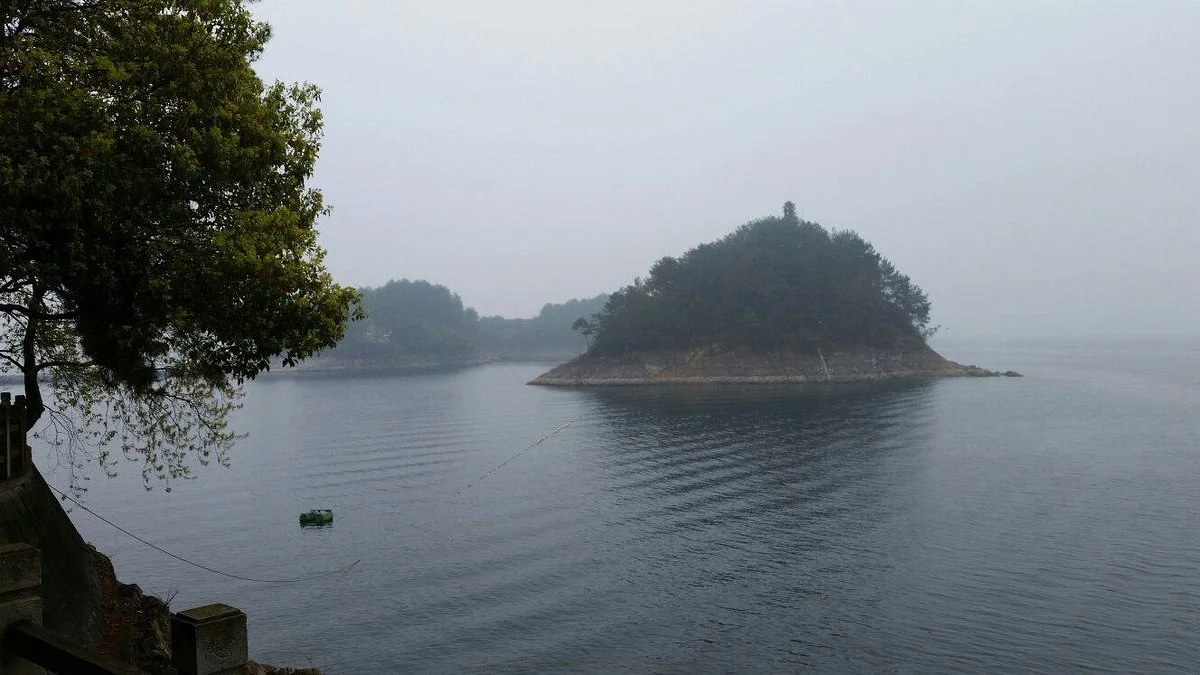 Jiulong Lake of Quzhou