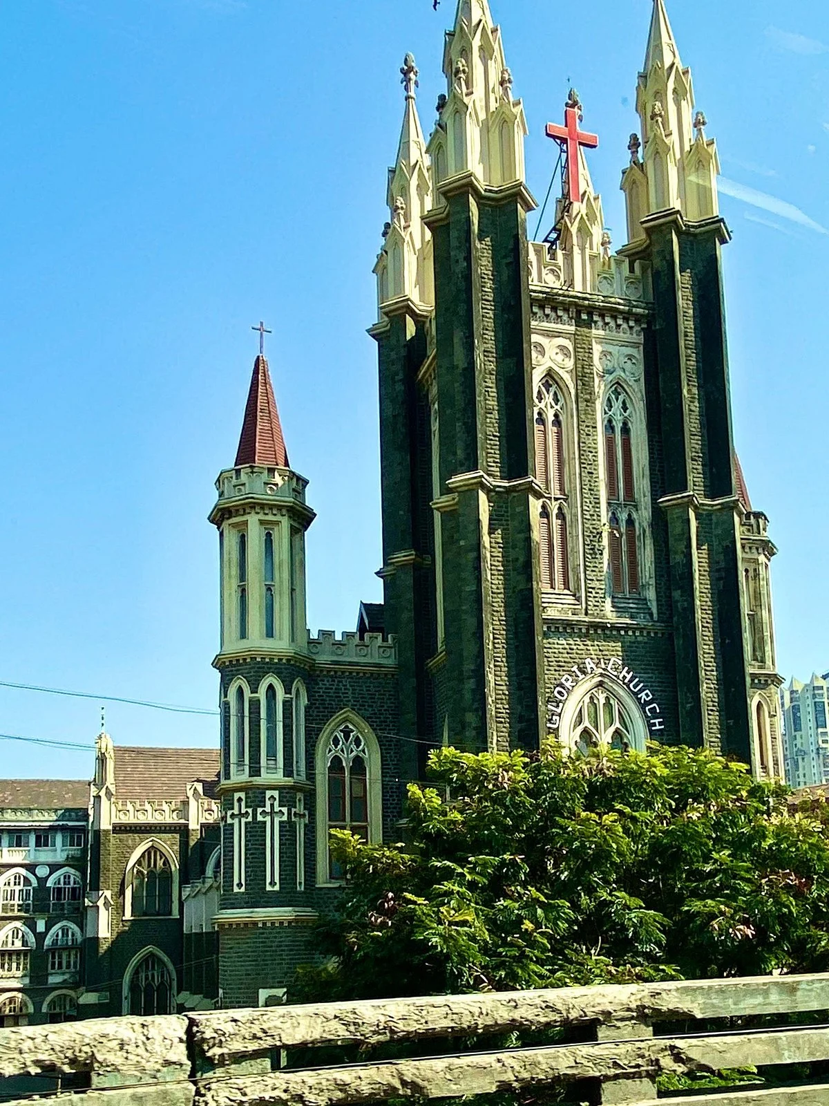 Gloria Church