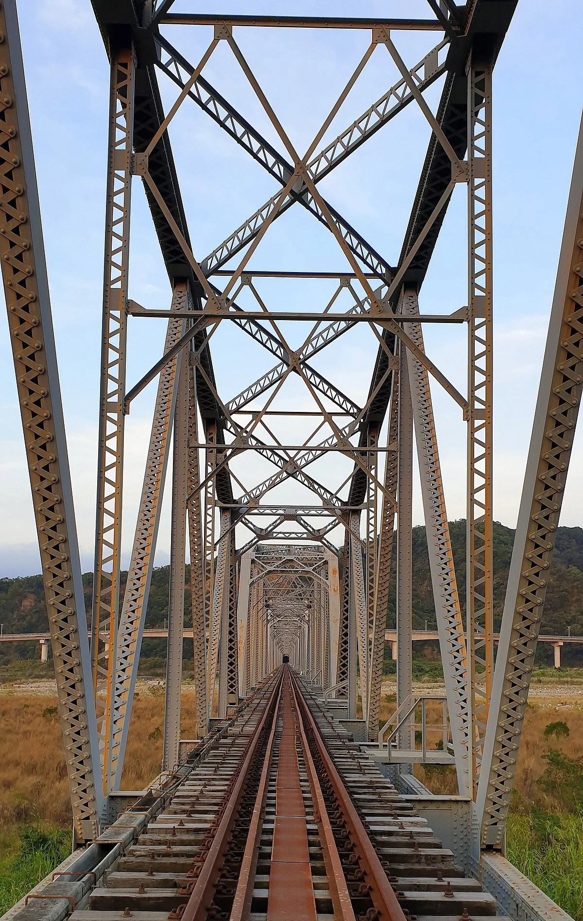 Taan Railway Wenhua Yuanqu