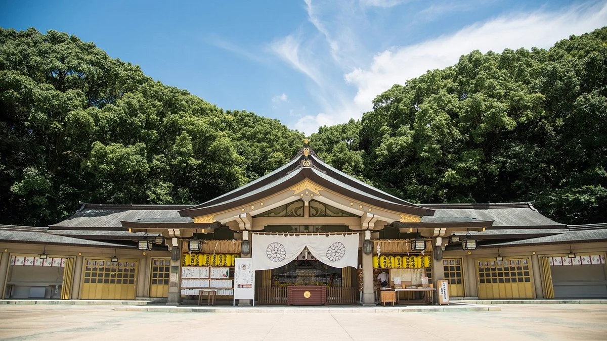 Fukuokaken Gokoku Shrine