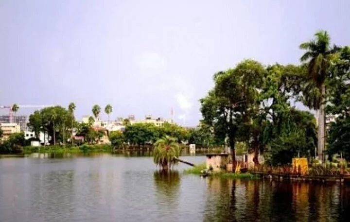 Shukrawari Lake