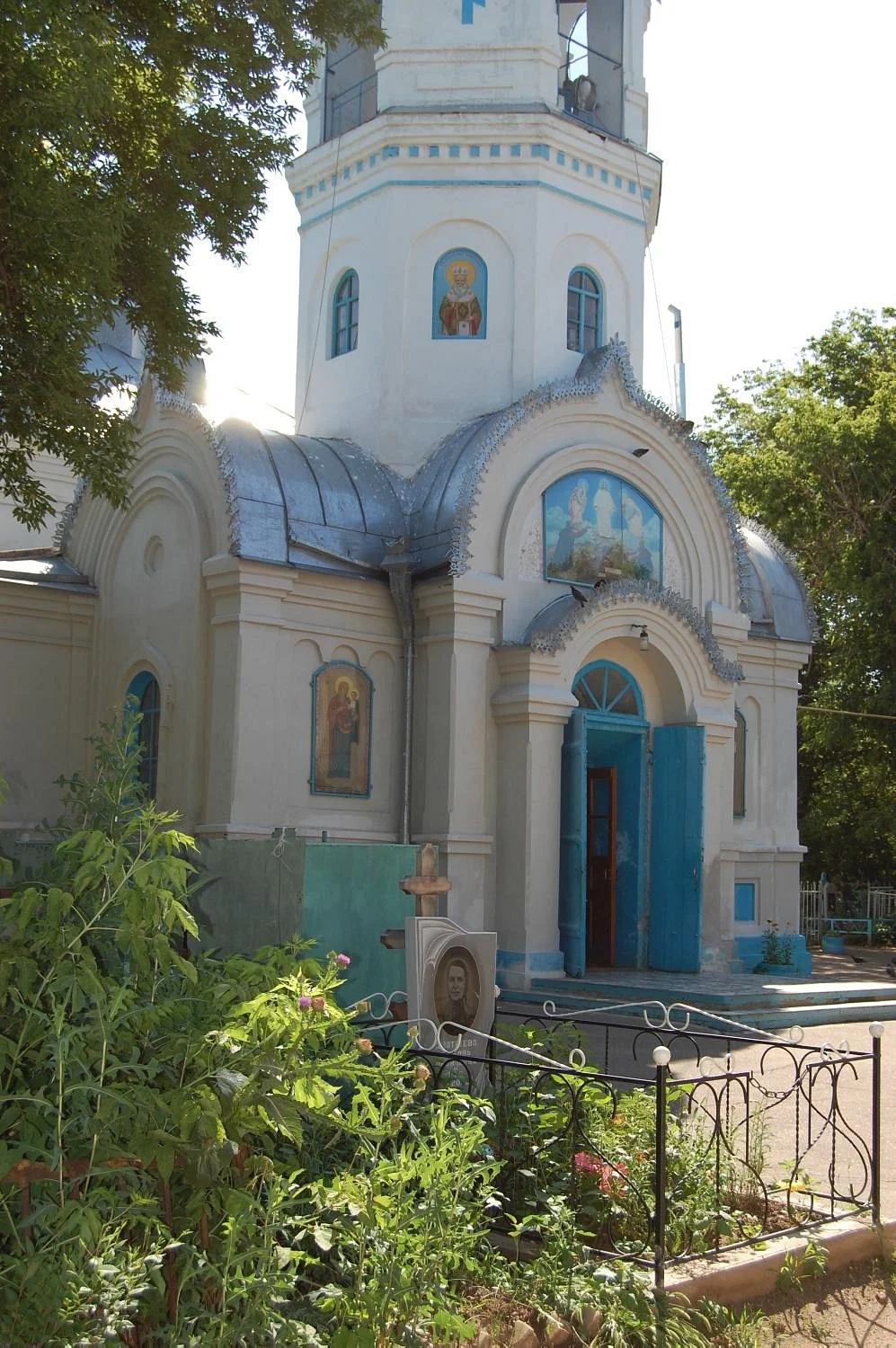 Cemetery Transfiguration Church