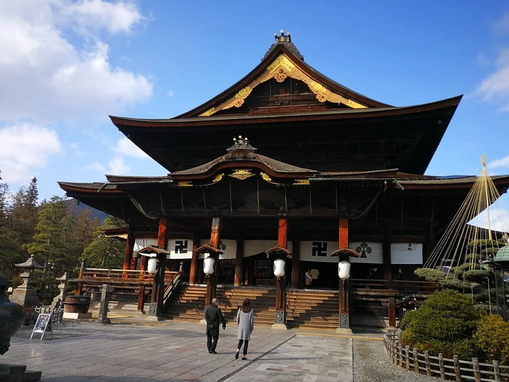 Shinshu Zenkoji Hombo Daikanjin Temple