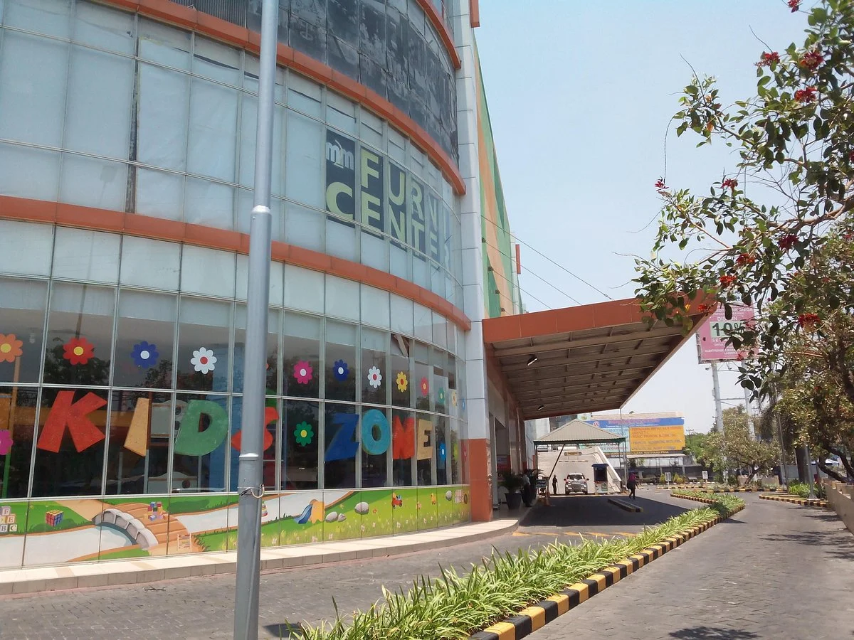 Central Point Mall