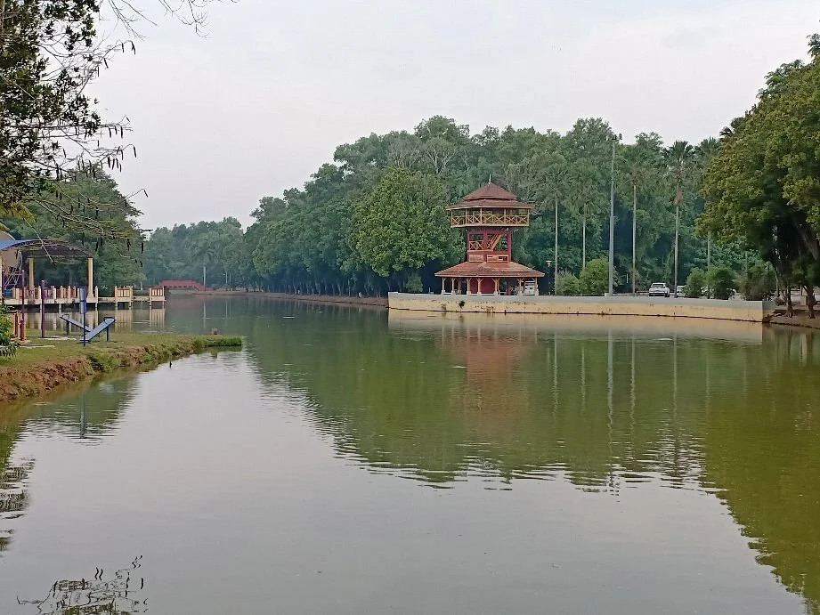 Taman Tasik Bandar