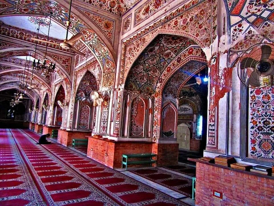 Mahabat Khan Mosque