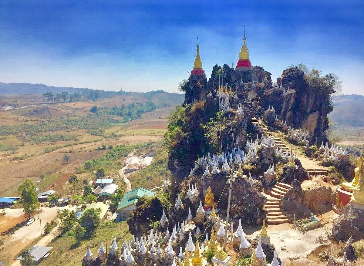 Main Ma Ye' Tha-Khin-Ma Mountain
