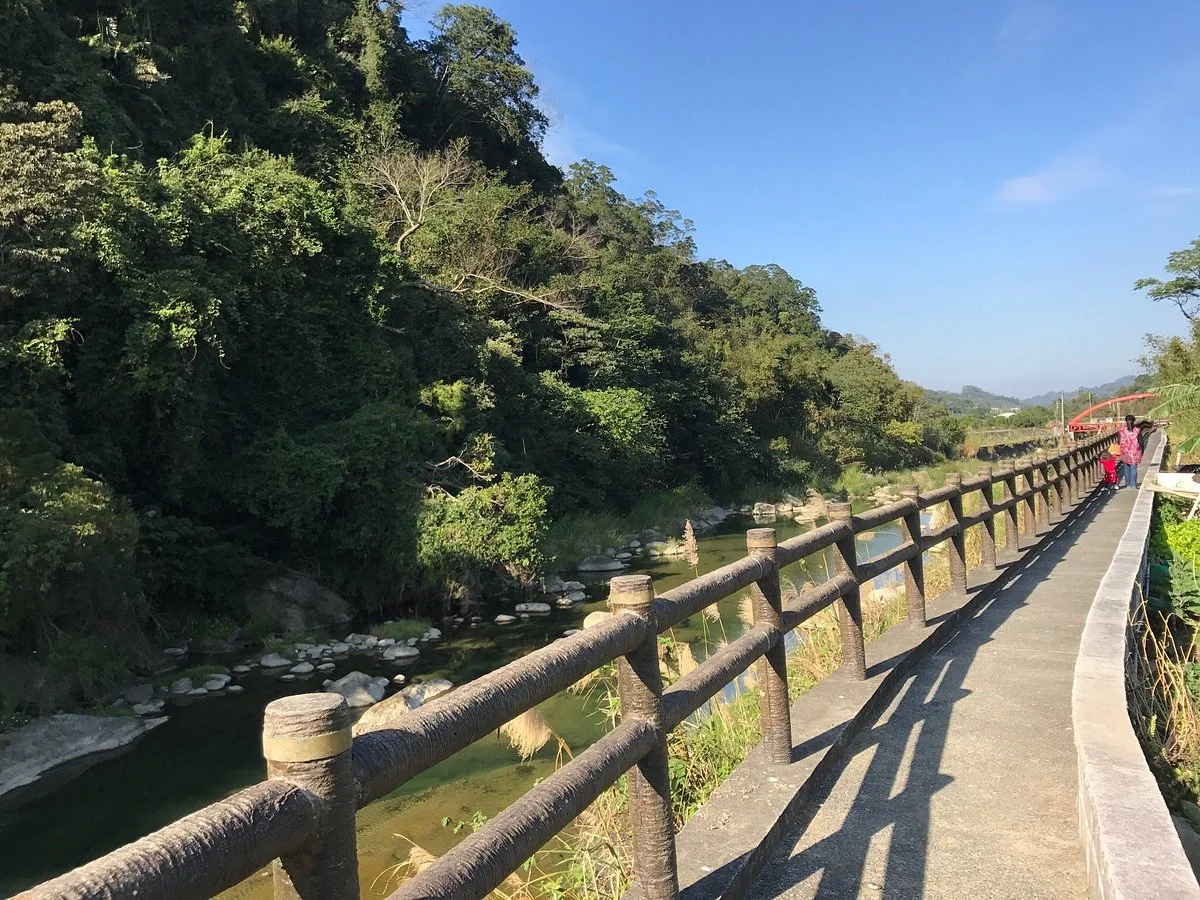 Shitan Sindian River Guanyu Trail
