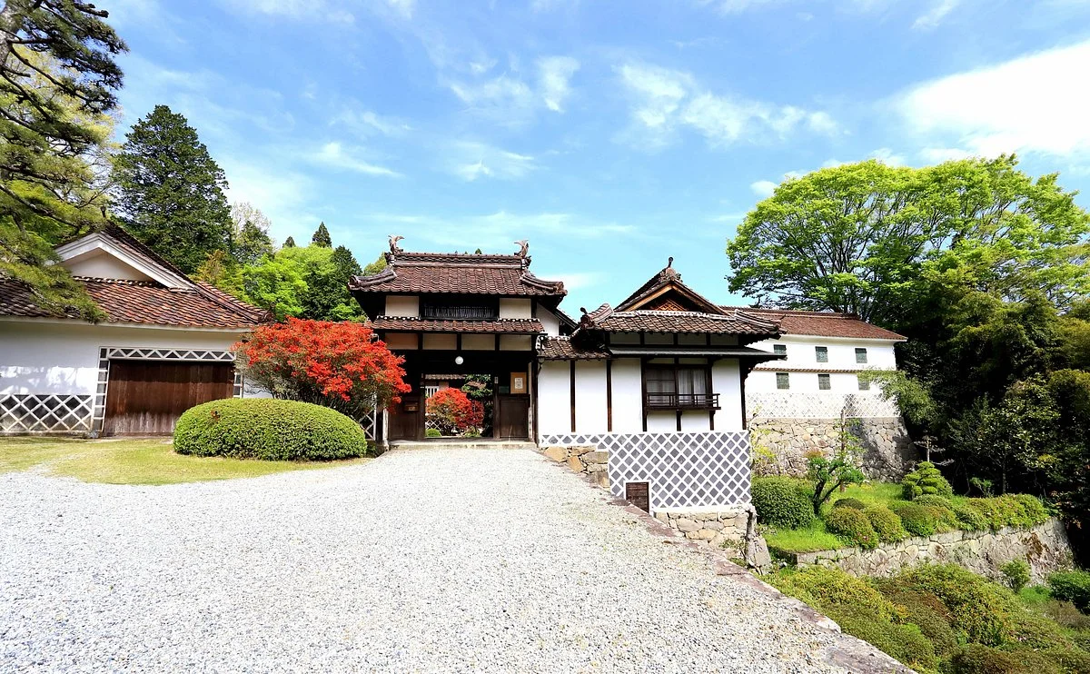 Nishie Residence
