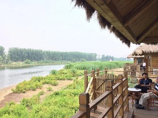 Baoji Sanhe Lake