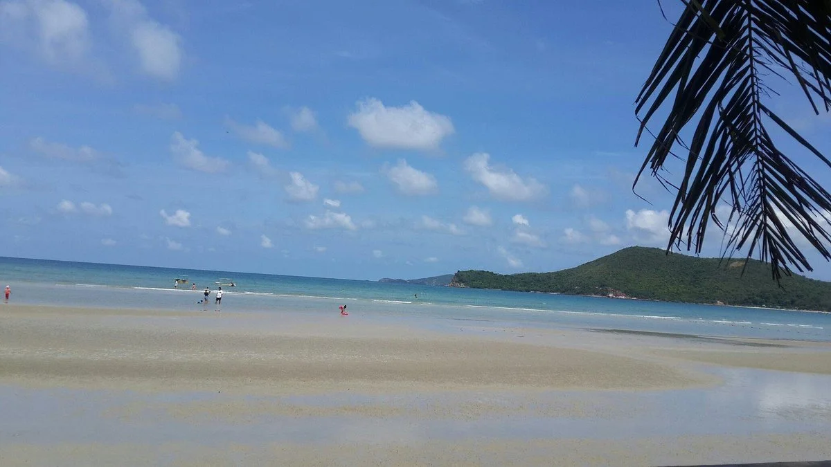 Toei Ngam Beach