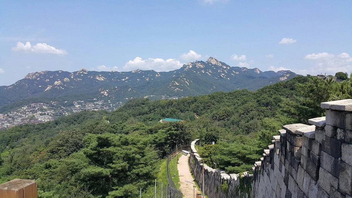 Bugaksan Seoul Fortress