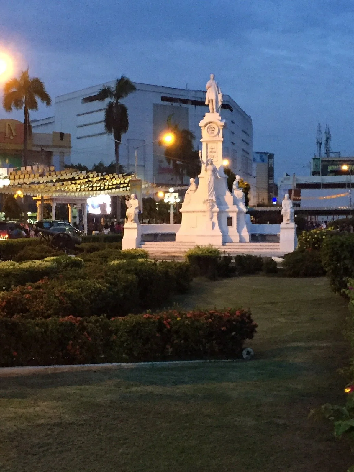 Plaza Pershing