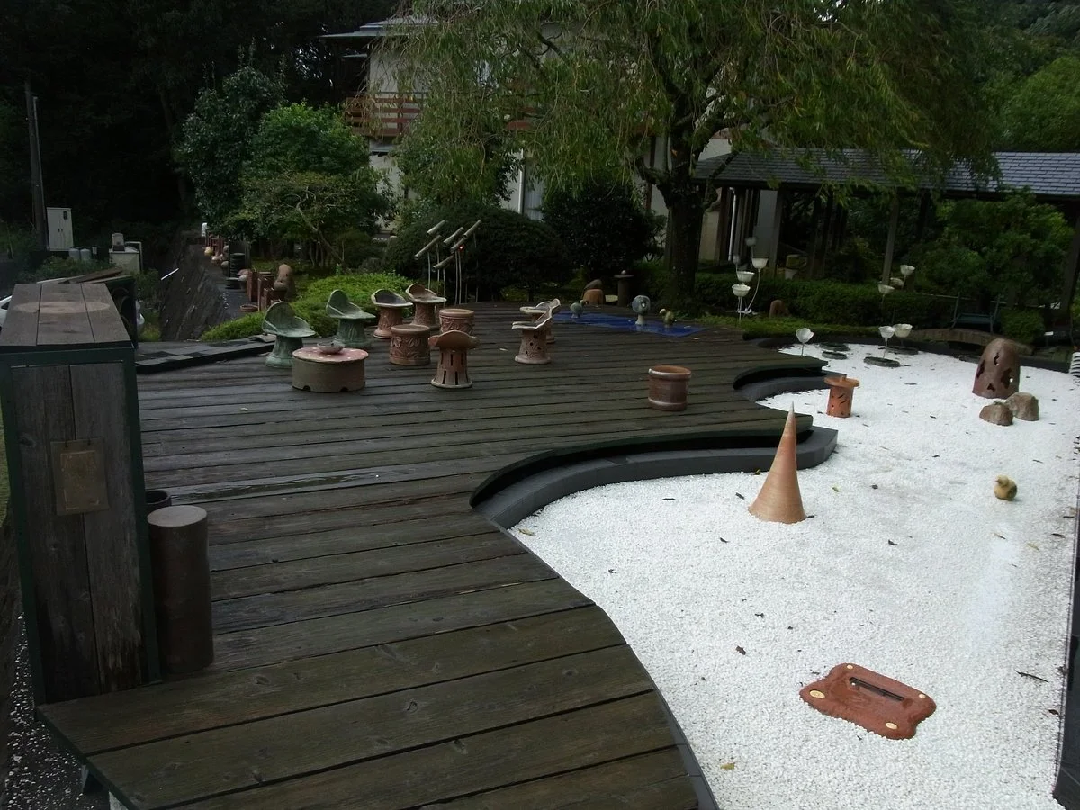 Gallery Minami Omurogama