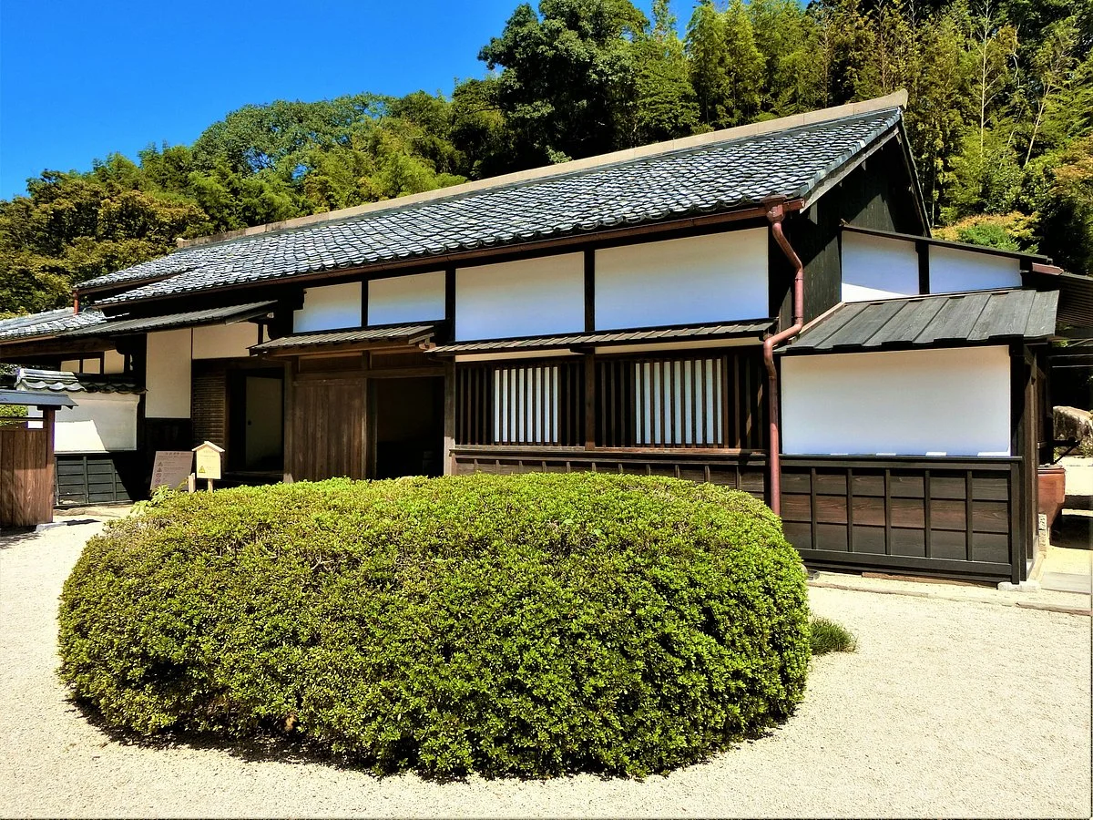 Buke Yashiki