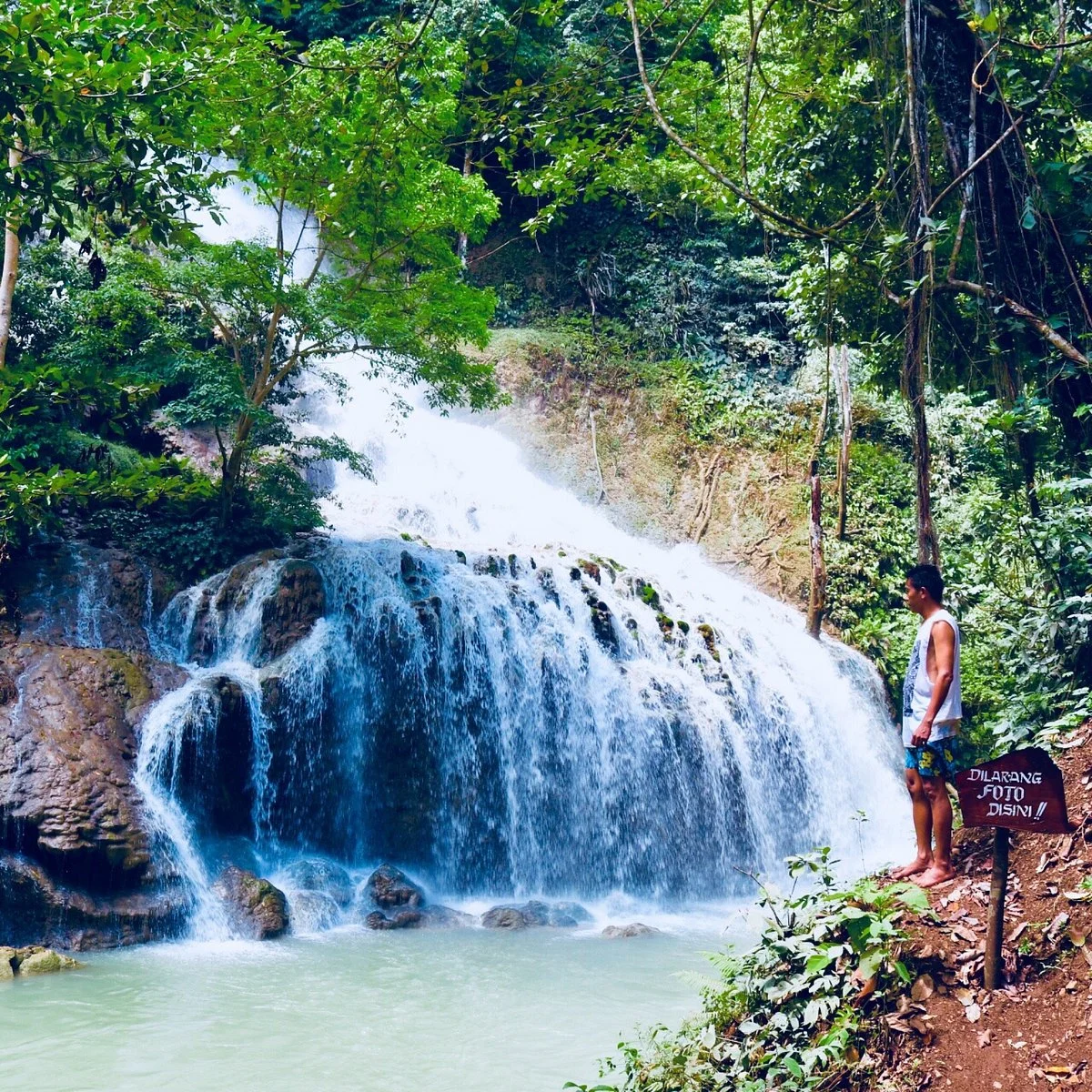Manupeu Tanah Daru National Parks