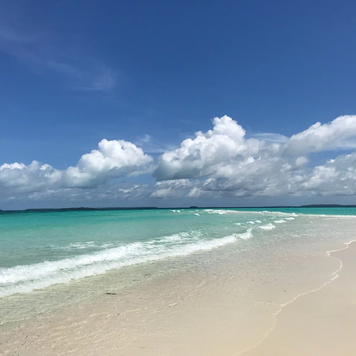 Ngurtafur Beach