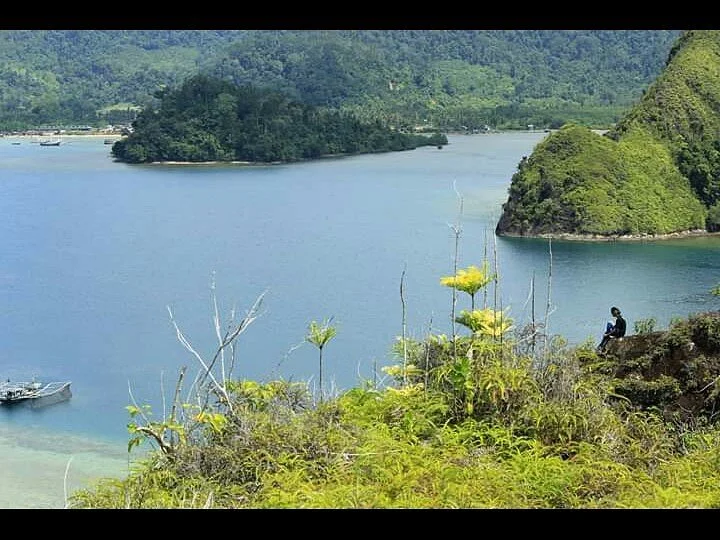 Pasumpahan Island