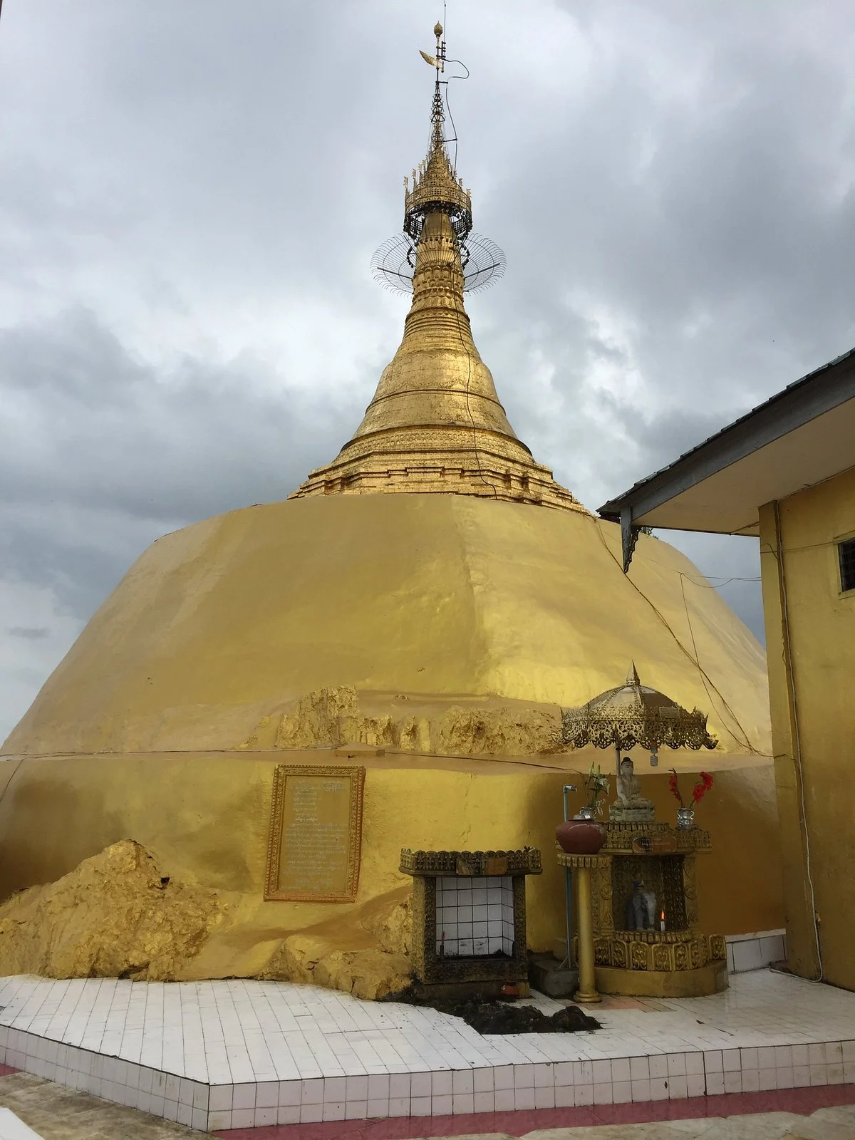 Sandawshin Pagoda Tavoy