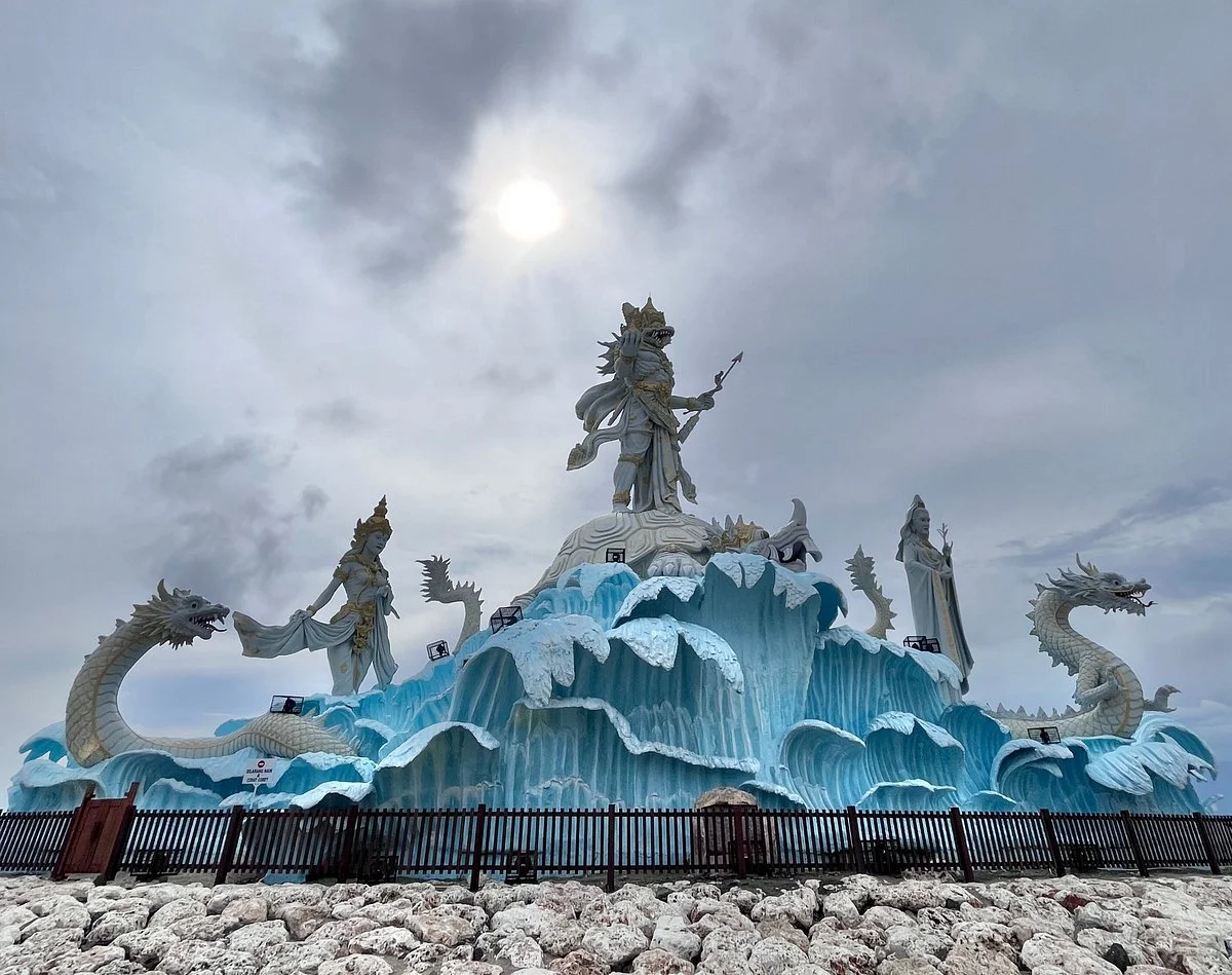 Baruna Statue