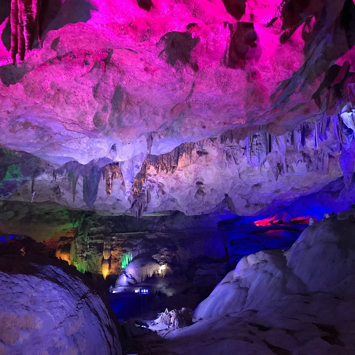 Chuanshanyan Cave