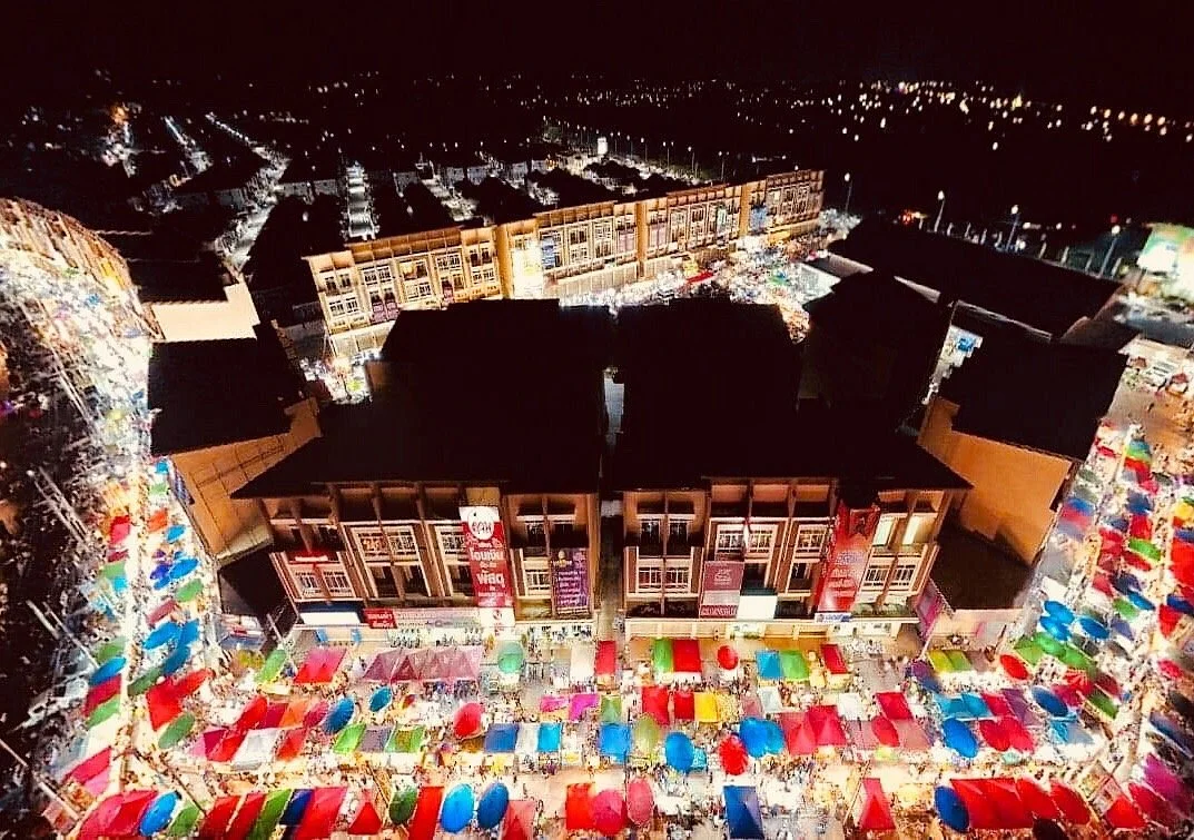 Night Market J intersection
