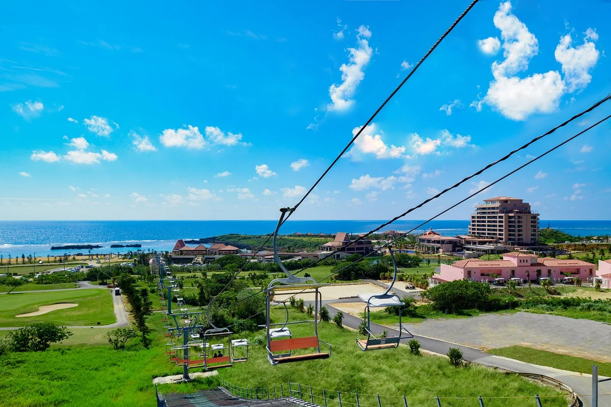 The Sigira Lift Ocean Sky
