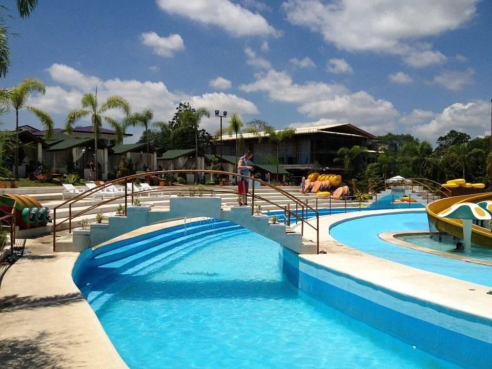 D'Leonor Inland Resort and Wavepool