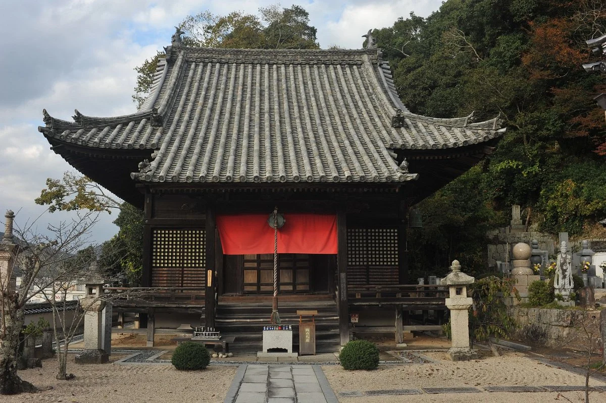 Yakushiin Tairyuji Temple