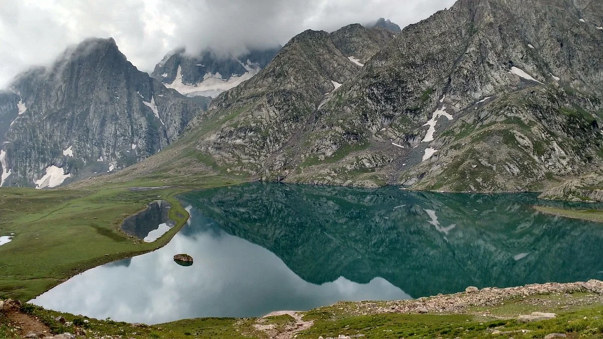 Krishnasar Lake