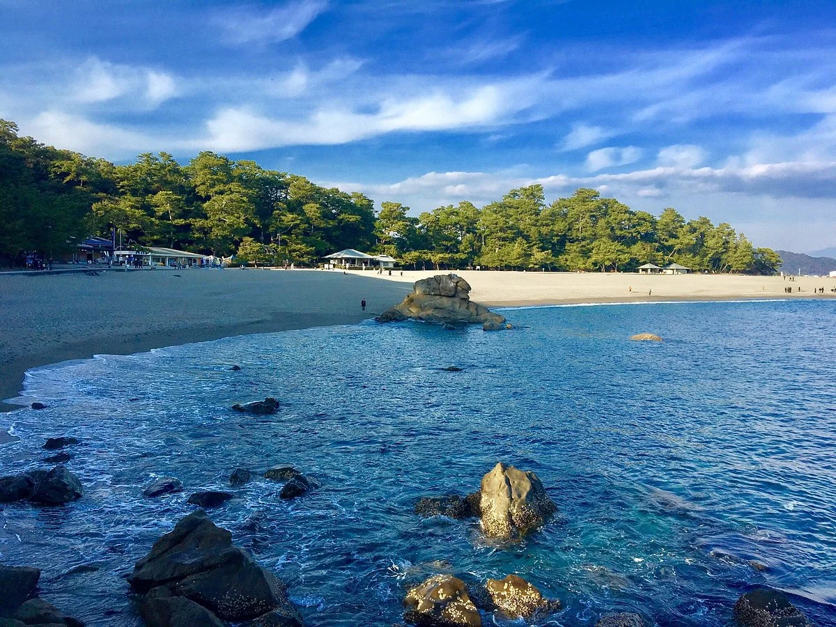 Katsura Hama
