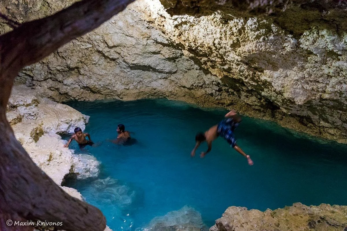 Paraiso Cave