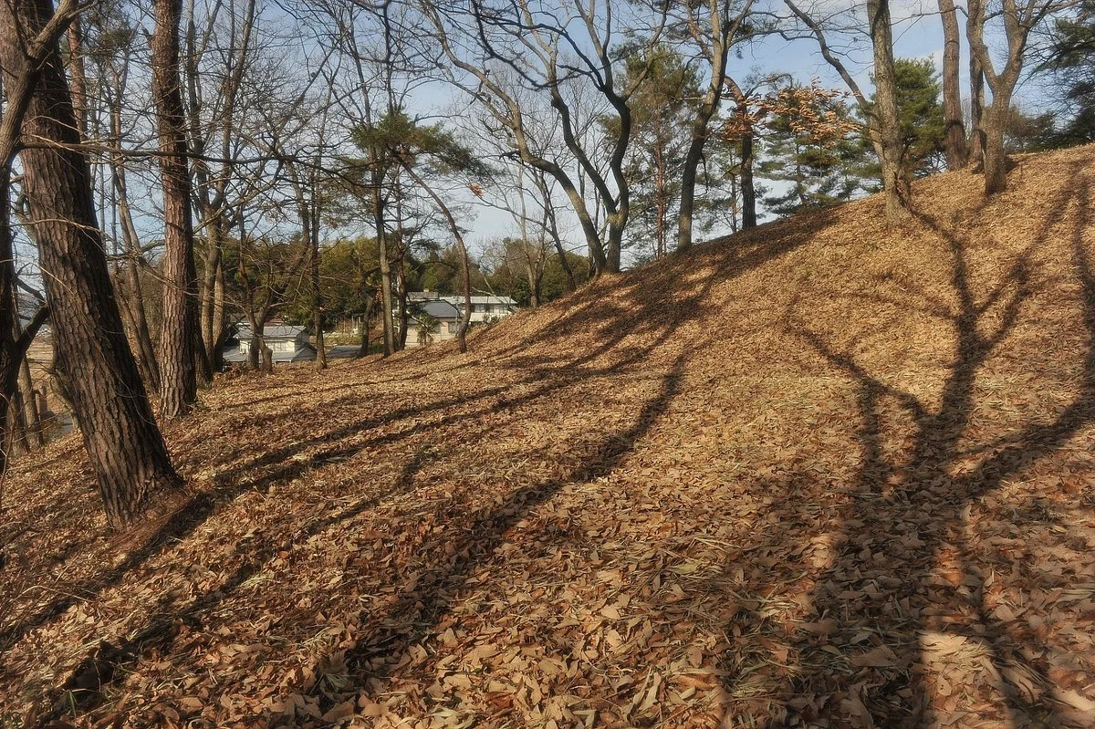 Tsukuriyama Tumulus