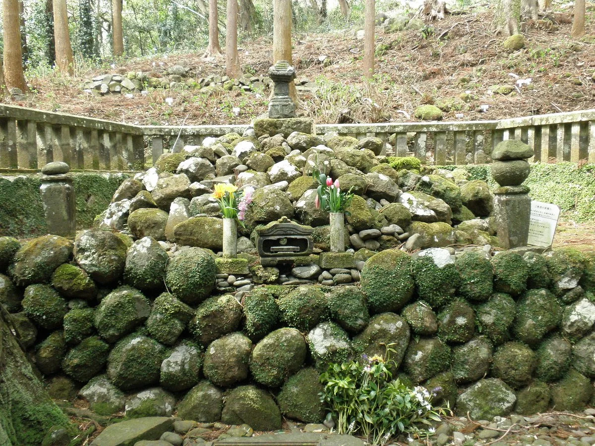 Kawazu Saburo Monument