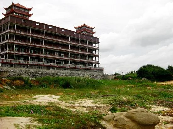 Puzhao Temple