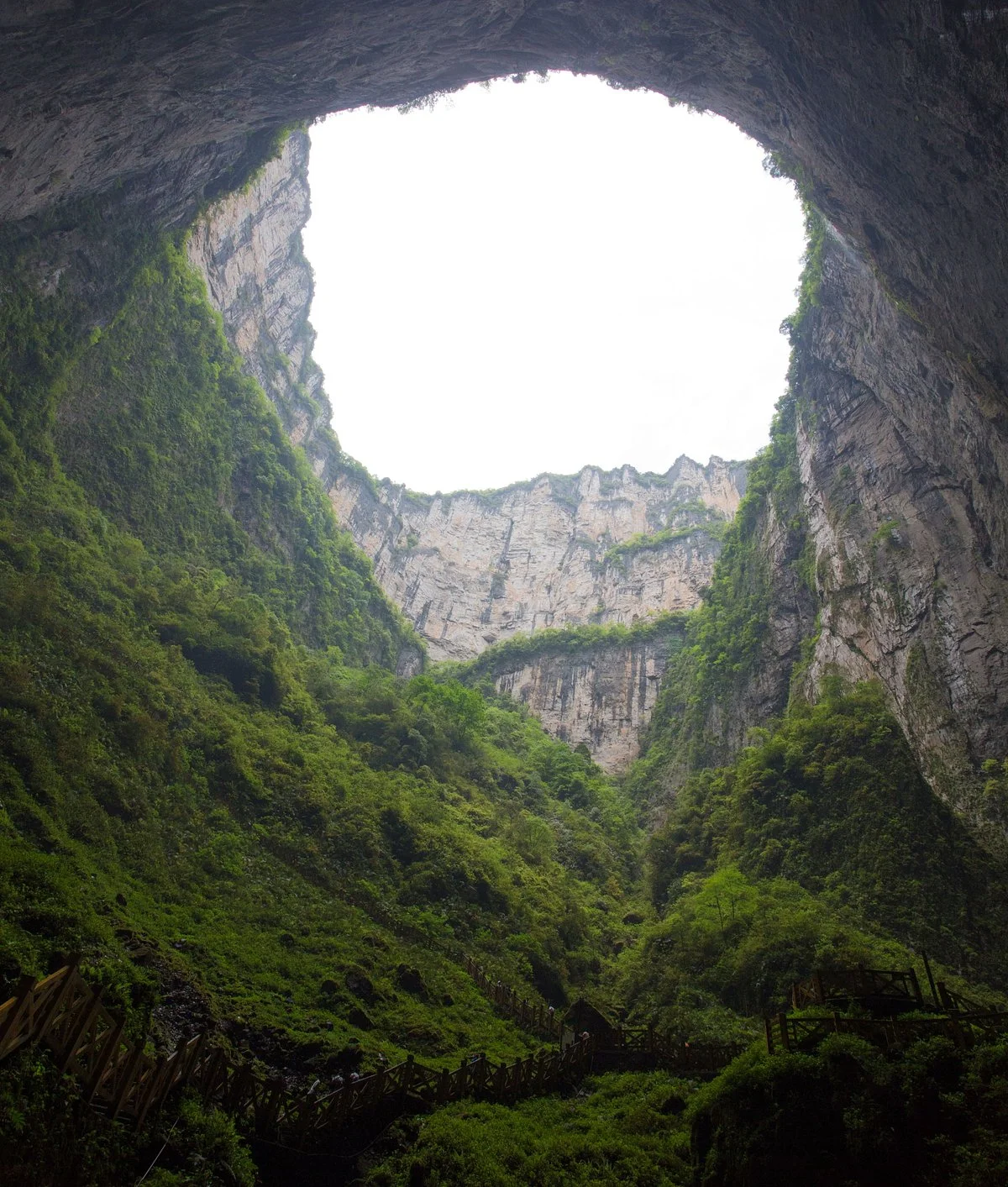 Tiankeng Land Slot