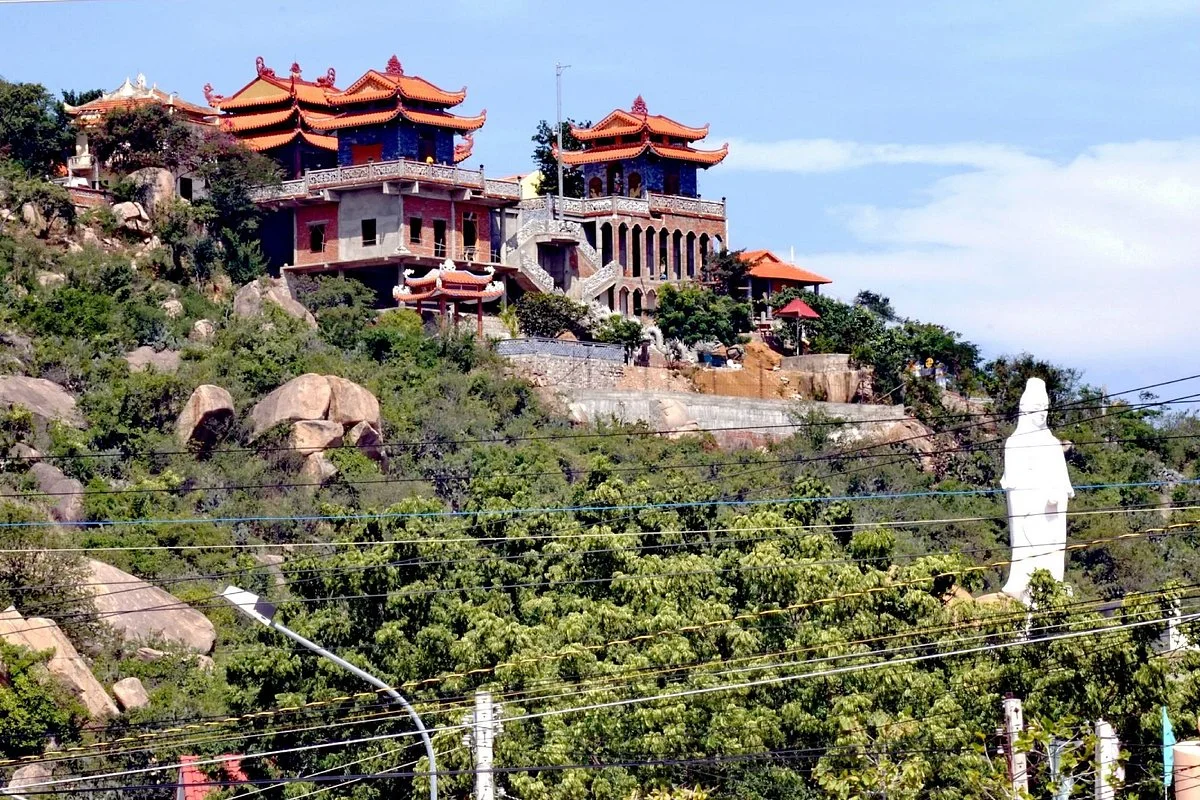 Nui Da Chong