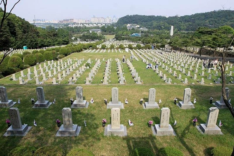Seoul National Cemetery