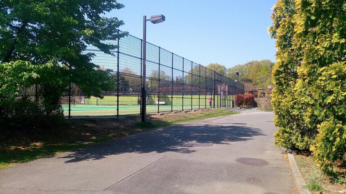 Hachioji Kamiyugi Park - Tennis Court