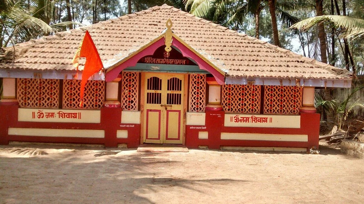 Sargeshwar Shiva Temple