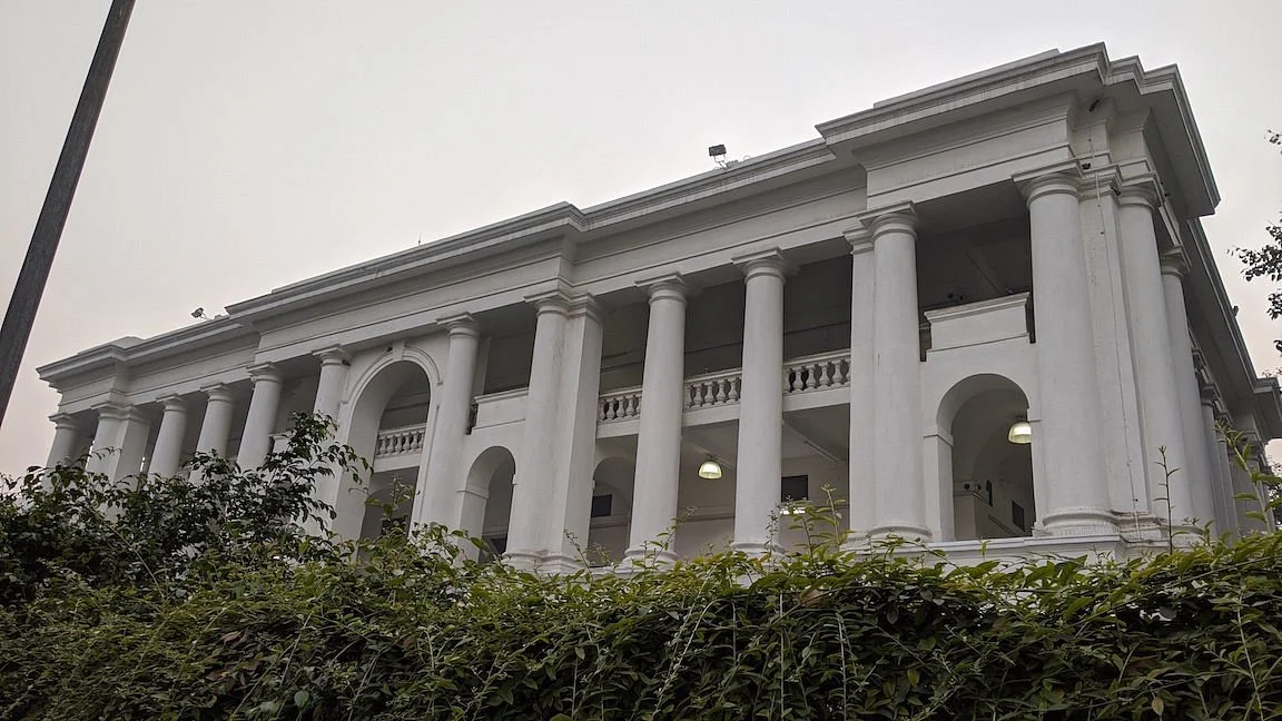 Western Court Building