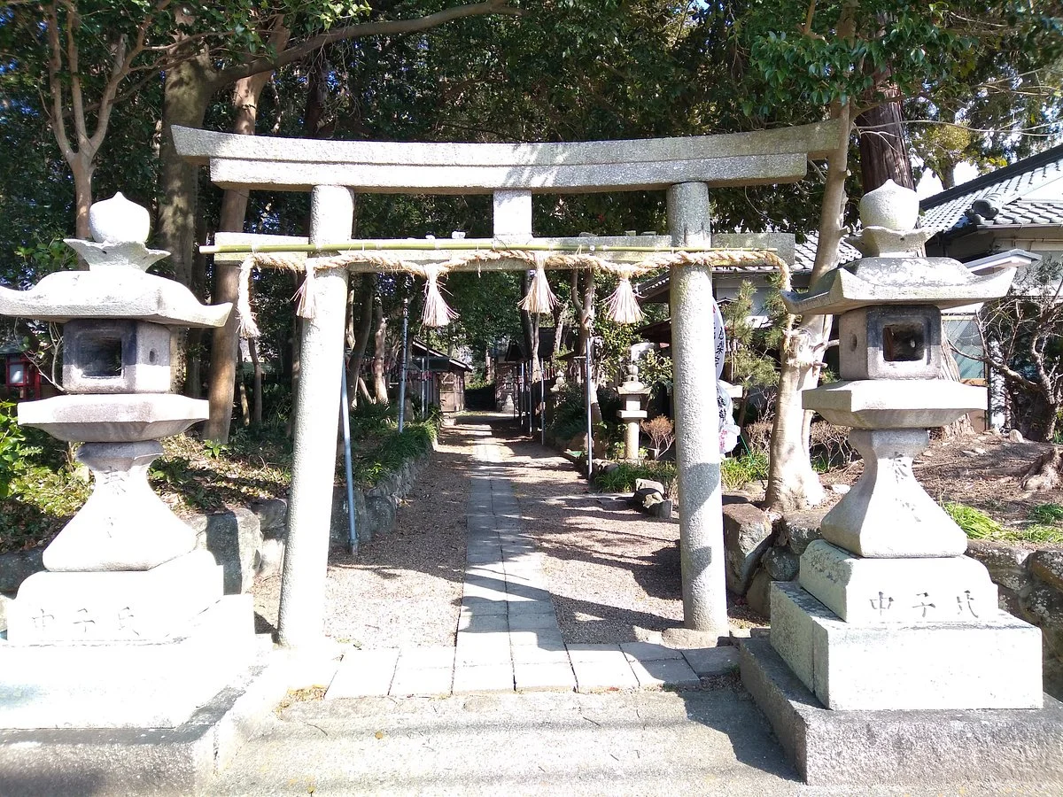 Heguri-nimasukino Shrine (Kishi Shrine)