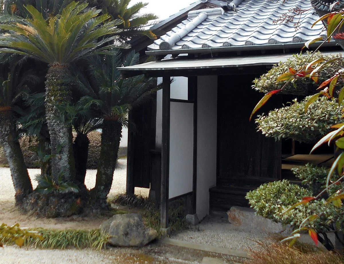 Shimomura Lake Life House
