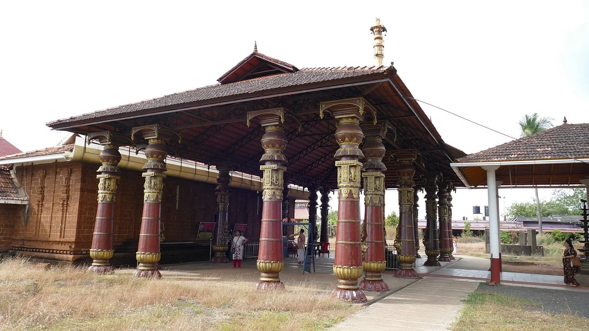 Madayi Sree Vadukunda Shiva Temple