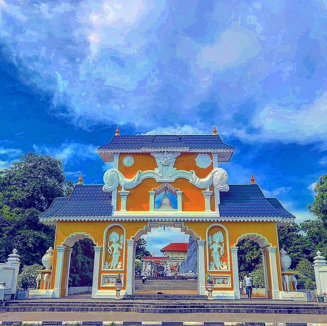 Uthpalawarna Sri Vishnu Devalaya