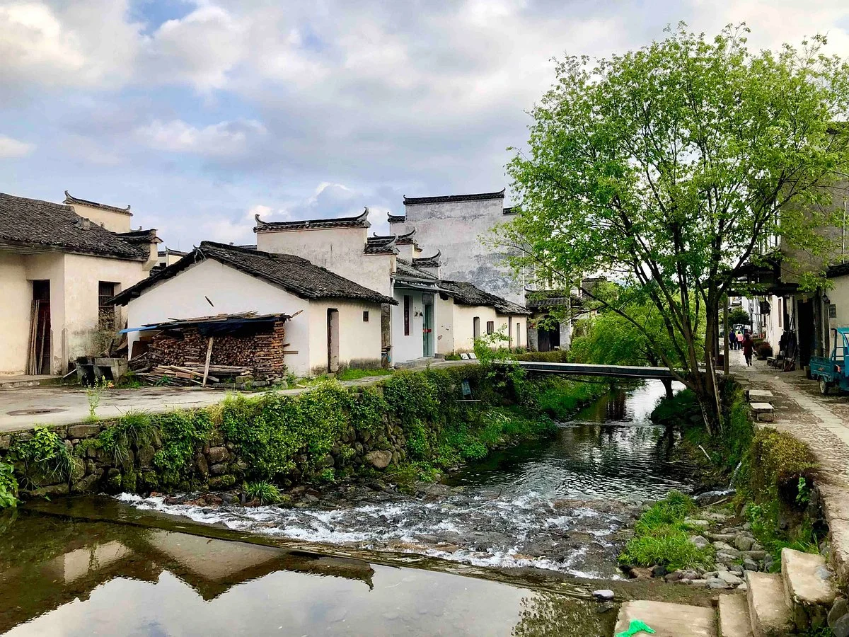 Lucun Village