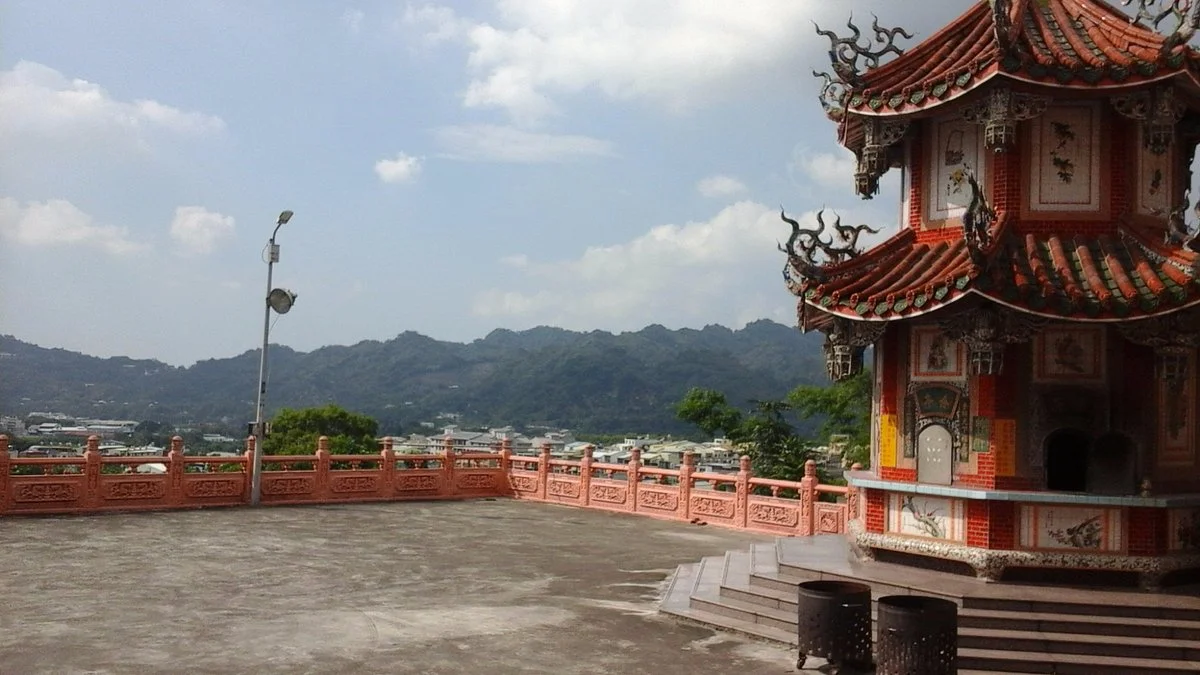 Shizhong Gon